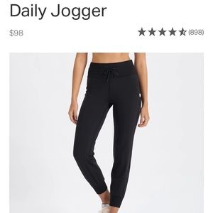 Vuori Daily Jogger Small in Oxblood (dark eggplant) size small